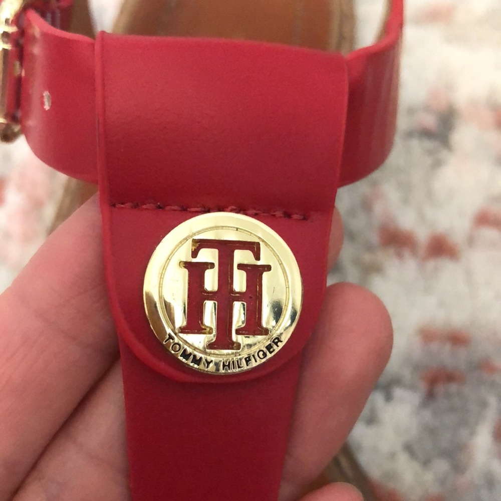 Tommy Hilfiger Burke Red Sandals - Picture 13 of 15